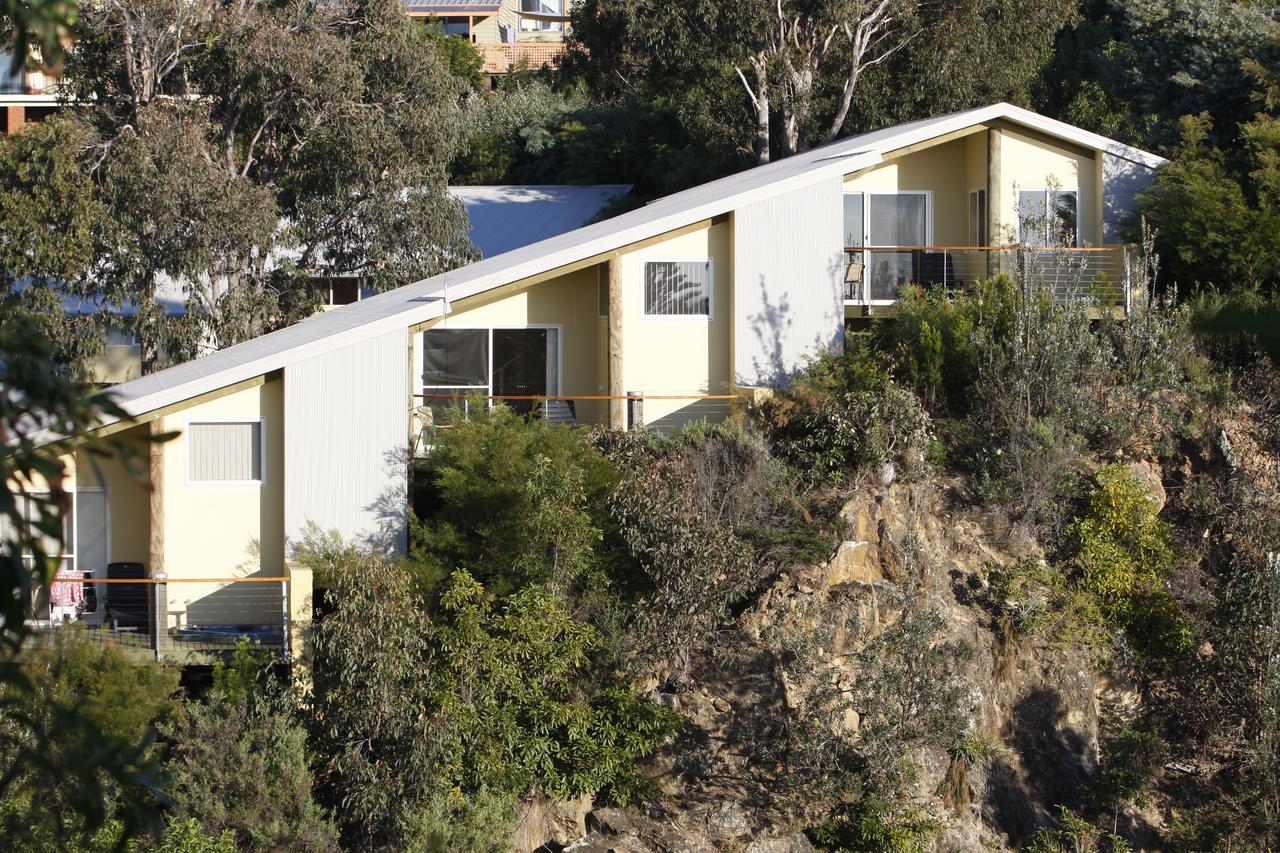 Tathra Beach House Holiday Apartments Exterior photo